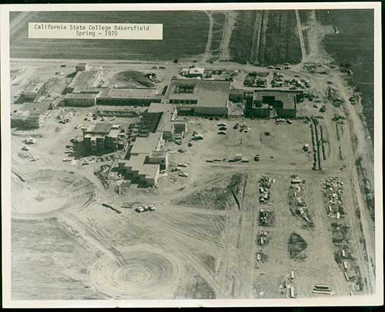 1972: New buildings open
