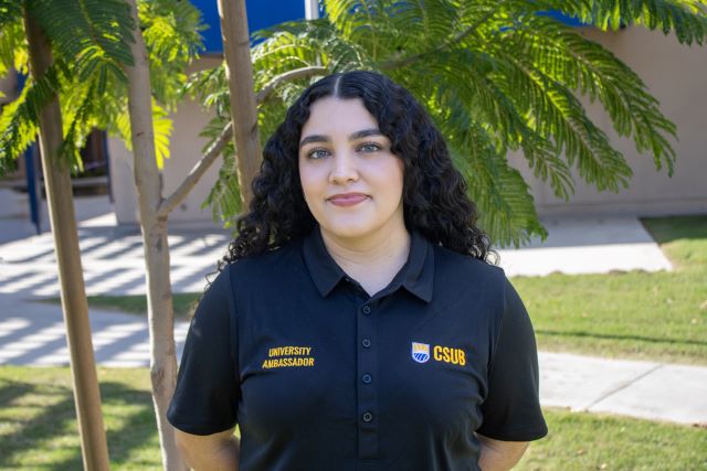 Adriana Denogean-Robles